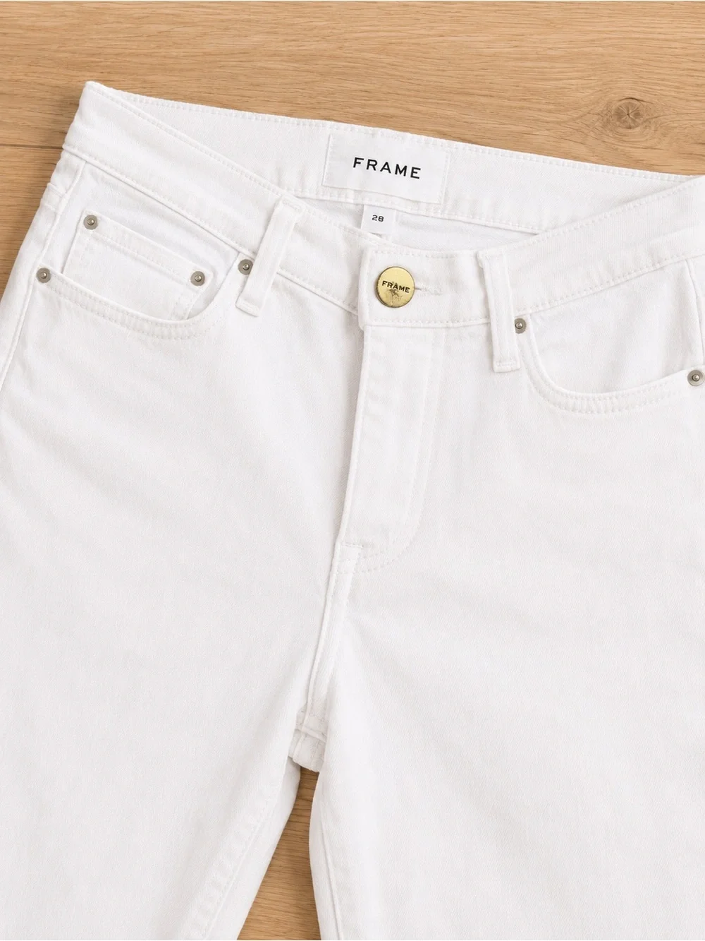 Frame Denim White Cropped Ankle Jeans with Frayed Hem - Picture 3 of 4